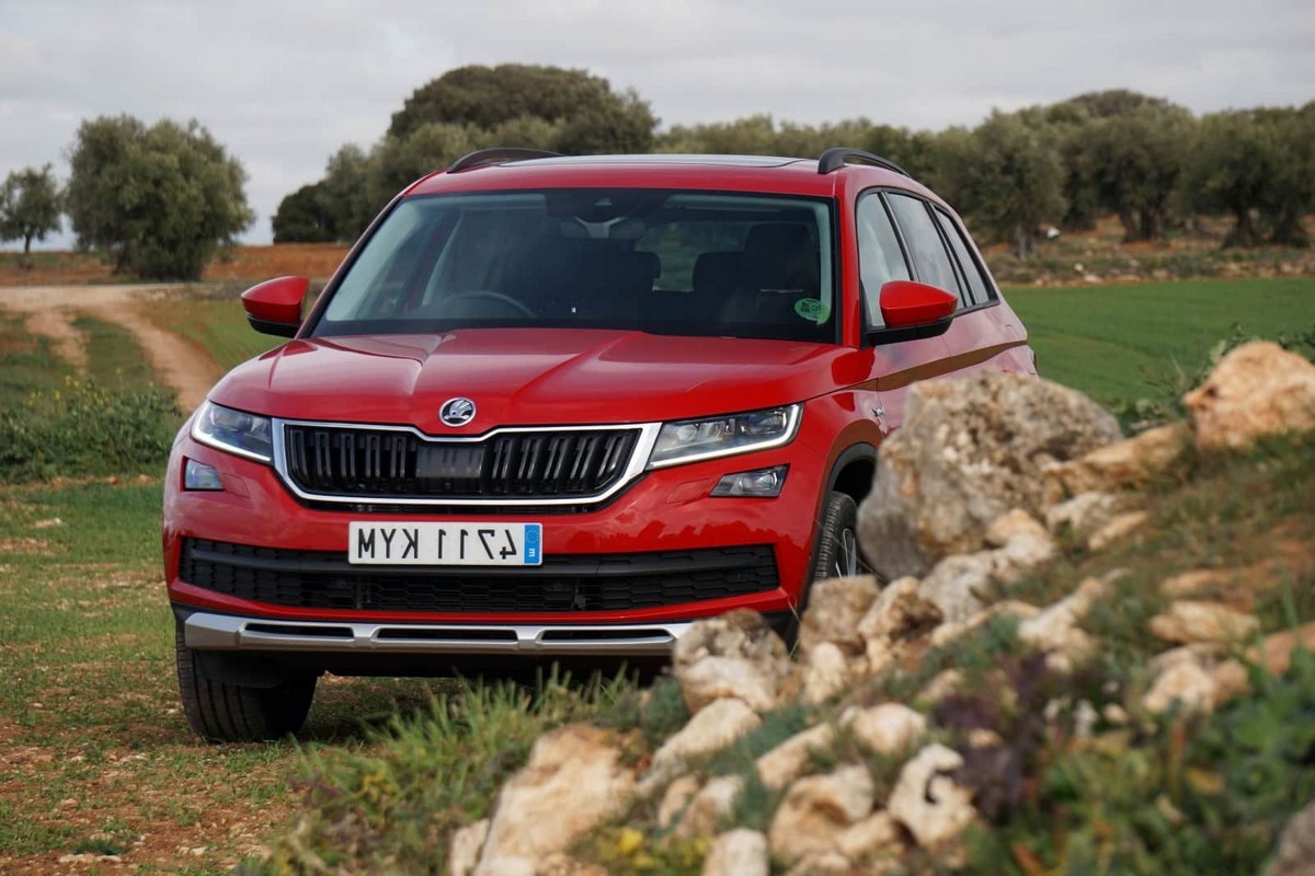 Opel astra con 1 kilómetros de 2021 de segunda mano en navarra